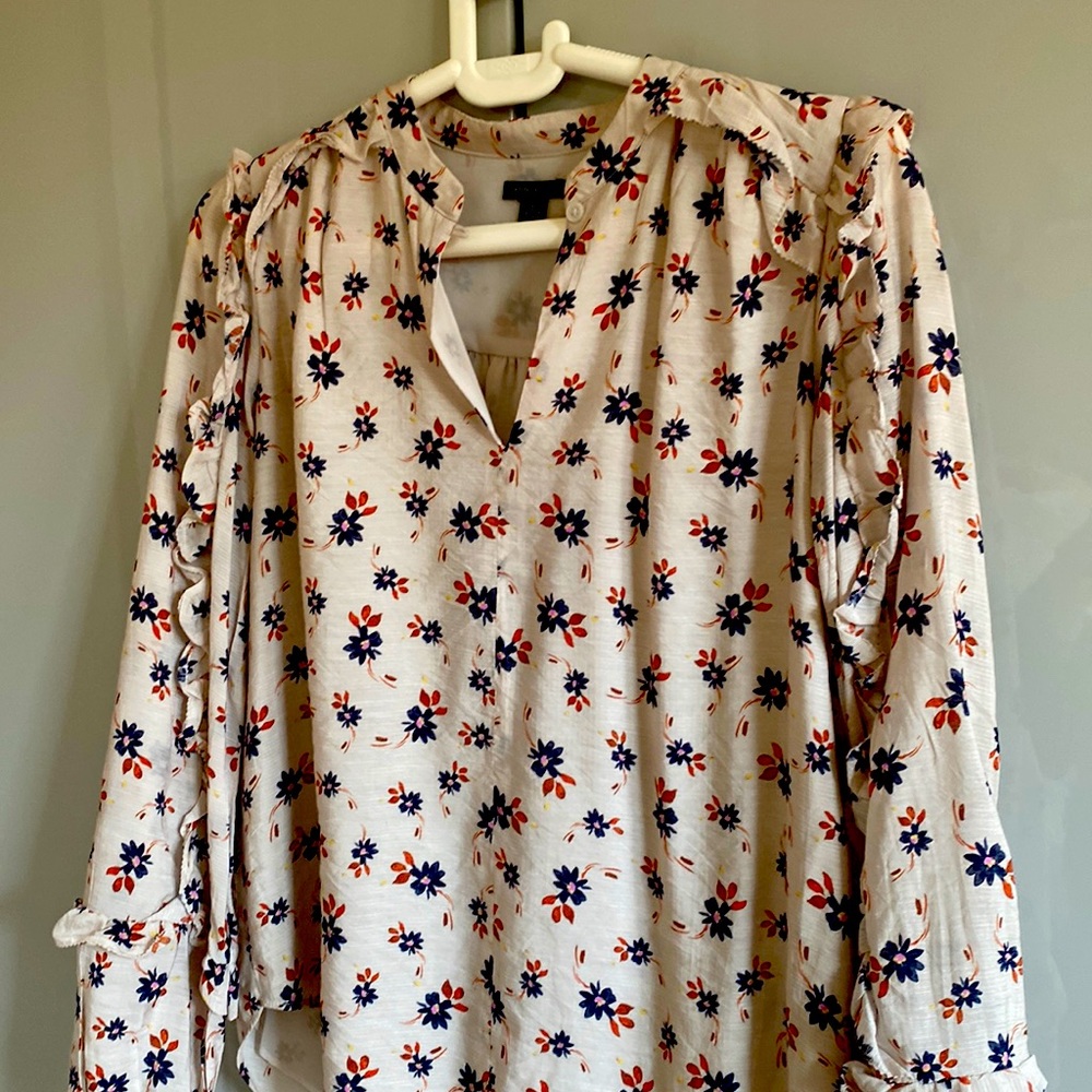 Ann Taylor ruffled blouse